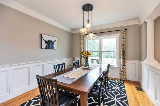 Building Photo - 297 Merritt Nyberg Ln