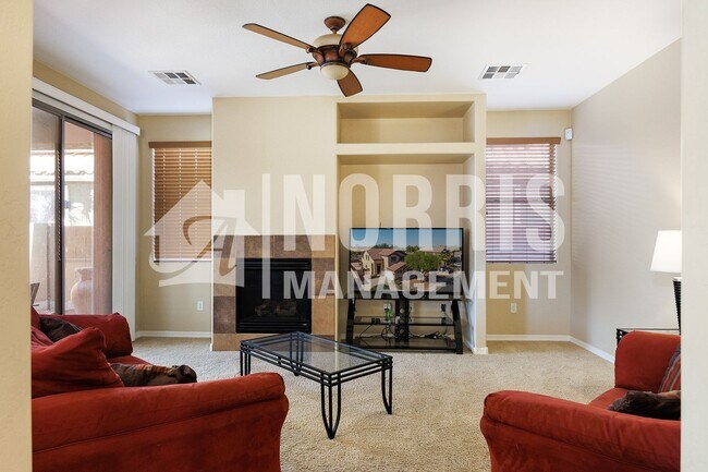 Building Photo - Beautiful Home with a POOL Service Included