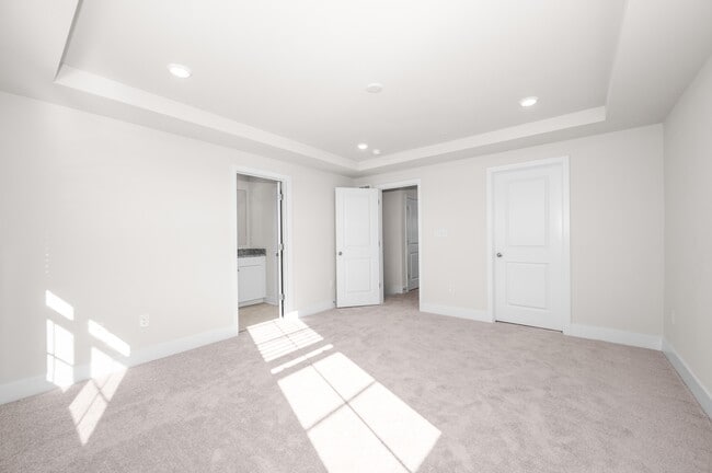 Building Photo - 2244 Marcy Dr