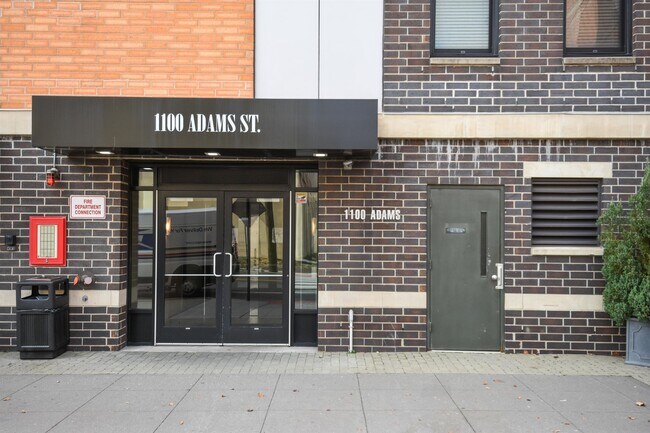 Building Photo - 1100 Adams St