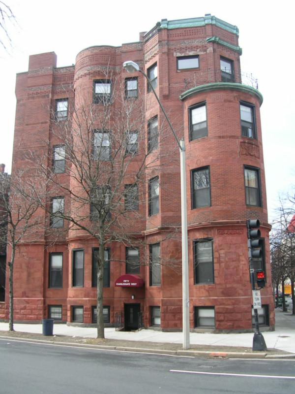 Building Photo - 583 Beacon St