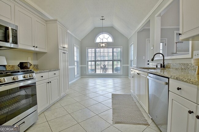 Building Photo - 170 Hidden Brook Trail