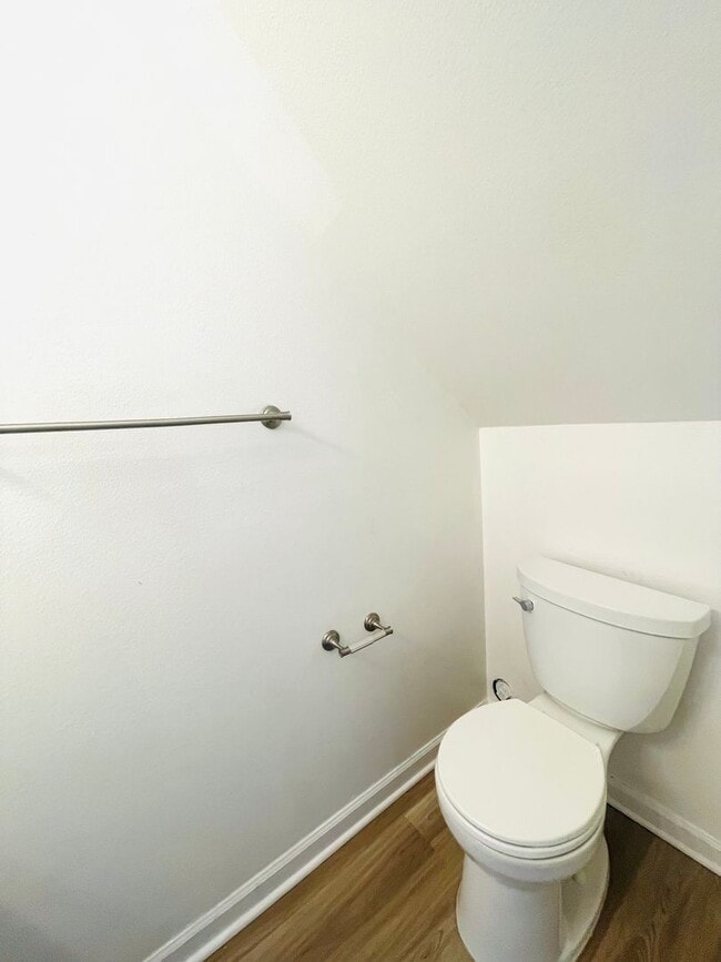 Building Photo - Todd Ranch Condo Welcome to the Todd Ranch Condo, 3-bedroom, 2-bathroom home located in the vibra...