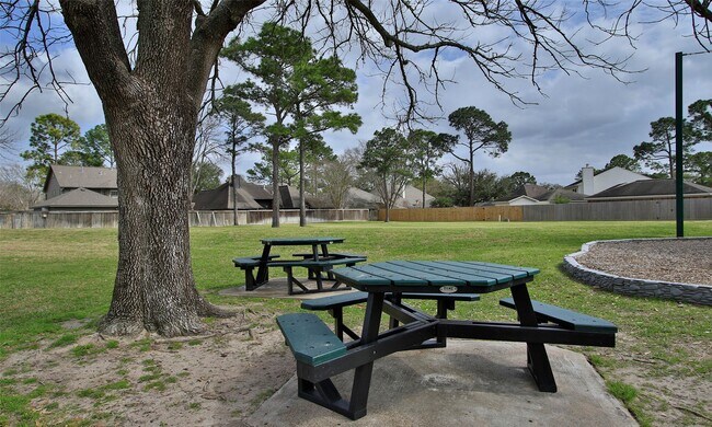 Building Photo - 15710 Cascading Brook Way