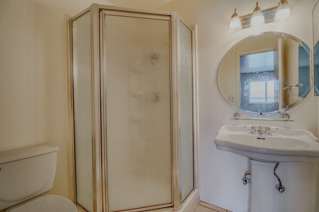 Building Photo - 12214 Orchid Ln