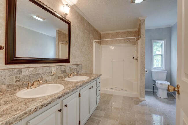Building Photo - 428 Capeside Dr