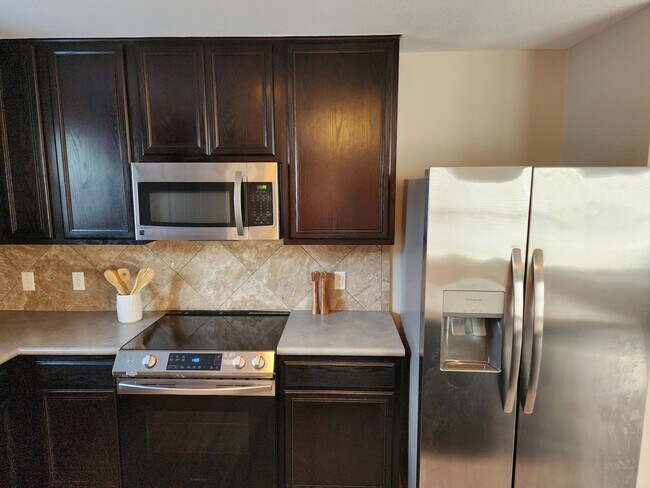 Building Photo - HOUSE FOR RENT AUSTIN