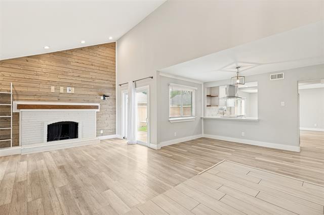 Building Photo - 2114 Wheaton Dr