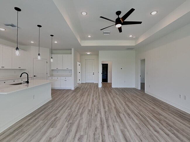 Primary Photo - 16040 Galiano Ct