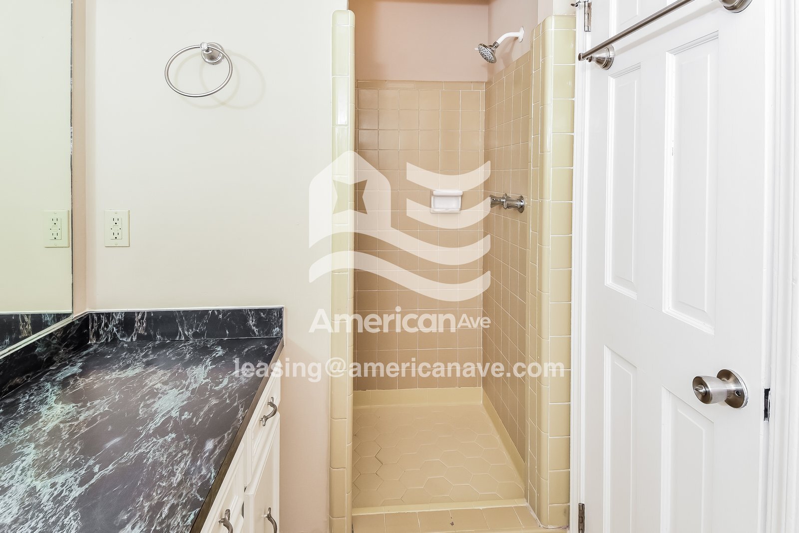 Building Photo - 106 Sonning Rd