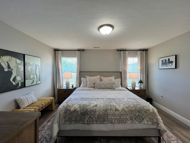 Building Photo - Equestrian getaway Wilmington, Long stays ...