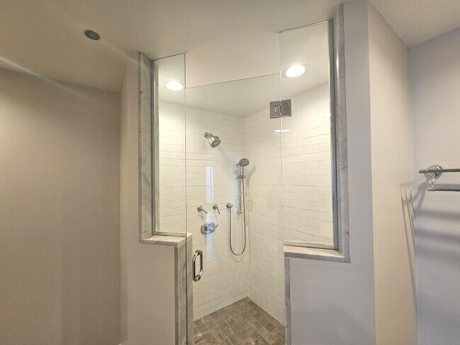 Building Photo - 415 E North Water St