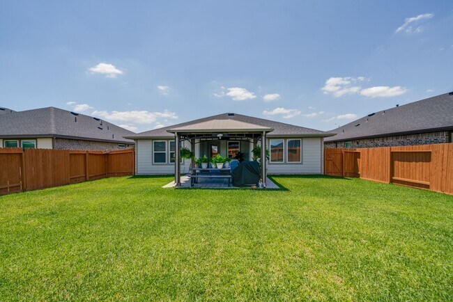 Building Photo - 4019 Pierce Pl Ln