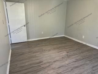 Building Photo - 200 Holliday Ln