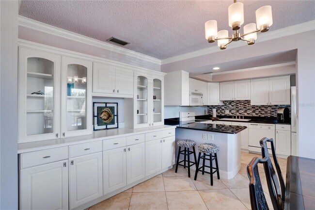 Building Photo - 654 Windrush Bay Dr