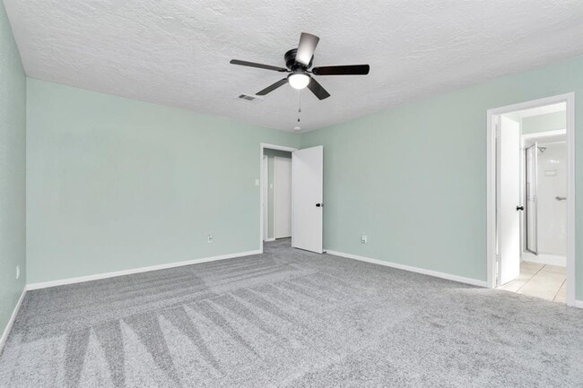 Building Photo - 1811 Eastfield Dr