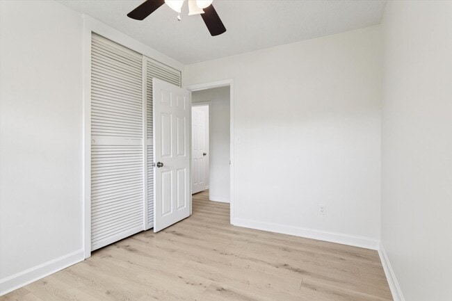 Building Photo - 13A Colberts Ln