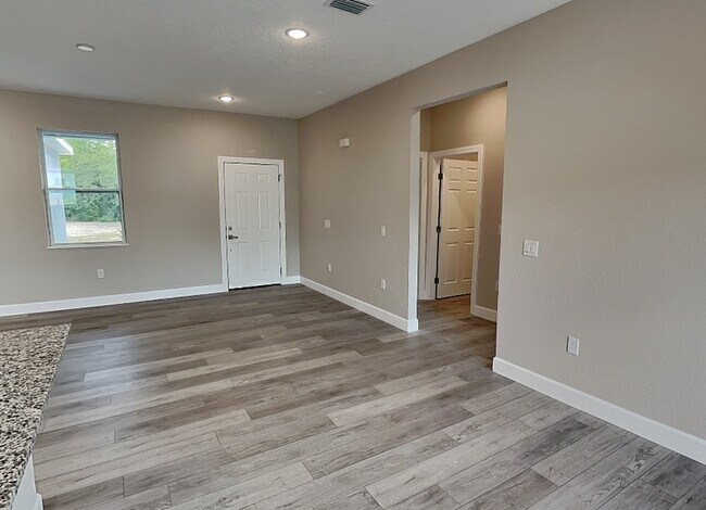 Building Photo - 15278 SW 65 Av Rd