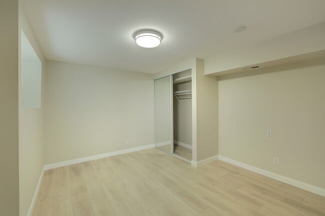 Building Photo - 5232 Brooklyn Ave NE