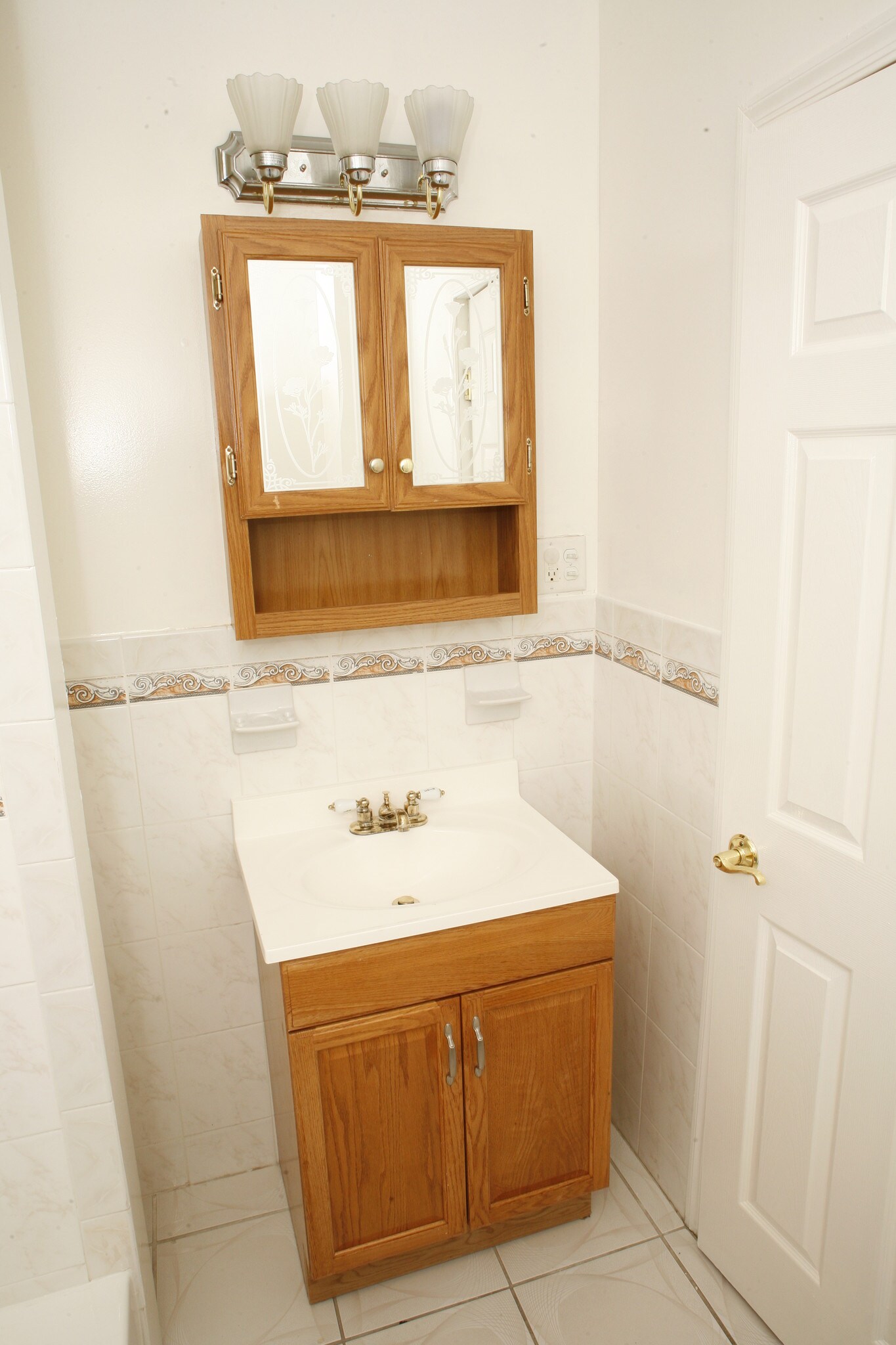 Building Photo - 429 18th Ave