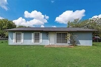 Building Photo - 2030 Midlake Rd