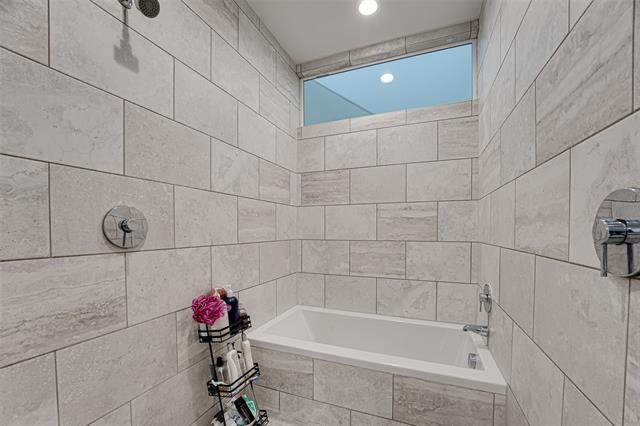 Building Photo - 1224 Hyde Ct