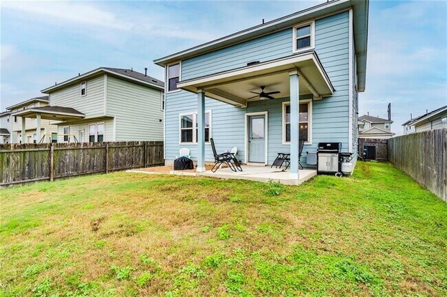 Building Photo - Four Bedroom Home Available for June Move-In!