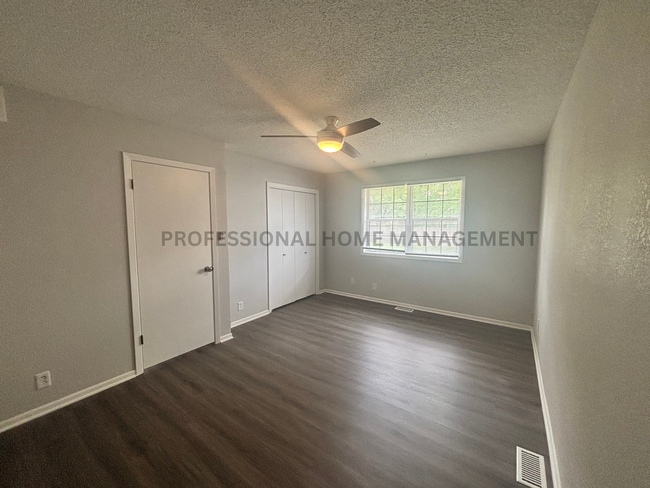Building Photo - Welcome to your beautifully renovated 4-be...