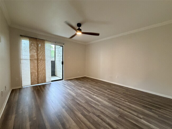 Building Photo - 3045 Walnut Bend Ln