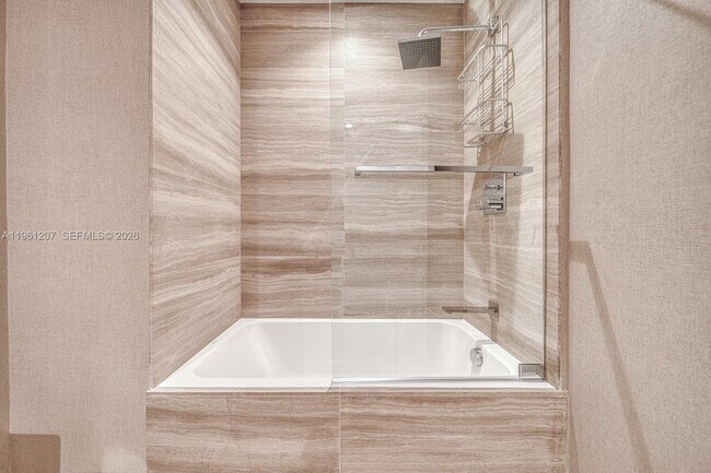 Building Photo - 5775 Collins Ave