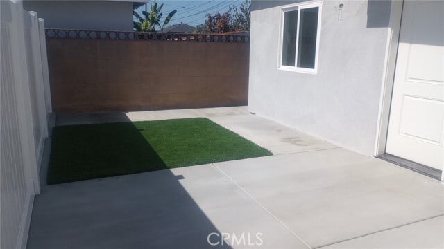 Building Photo - 1907 W 154th Pl