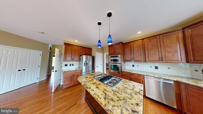 Building Photo - 43799 Abbott Pl