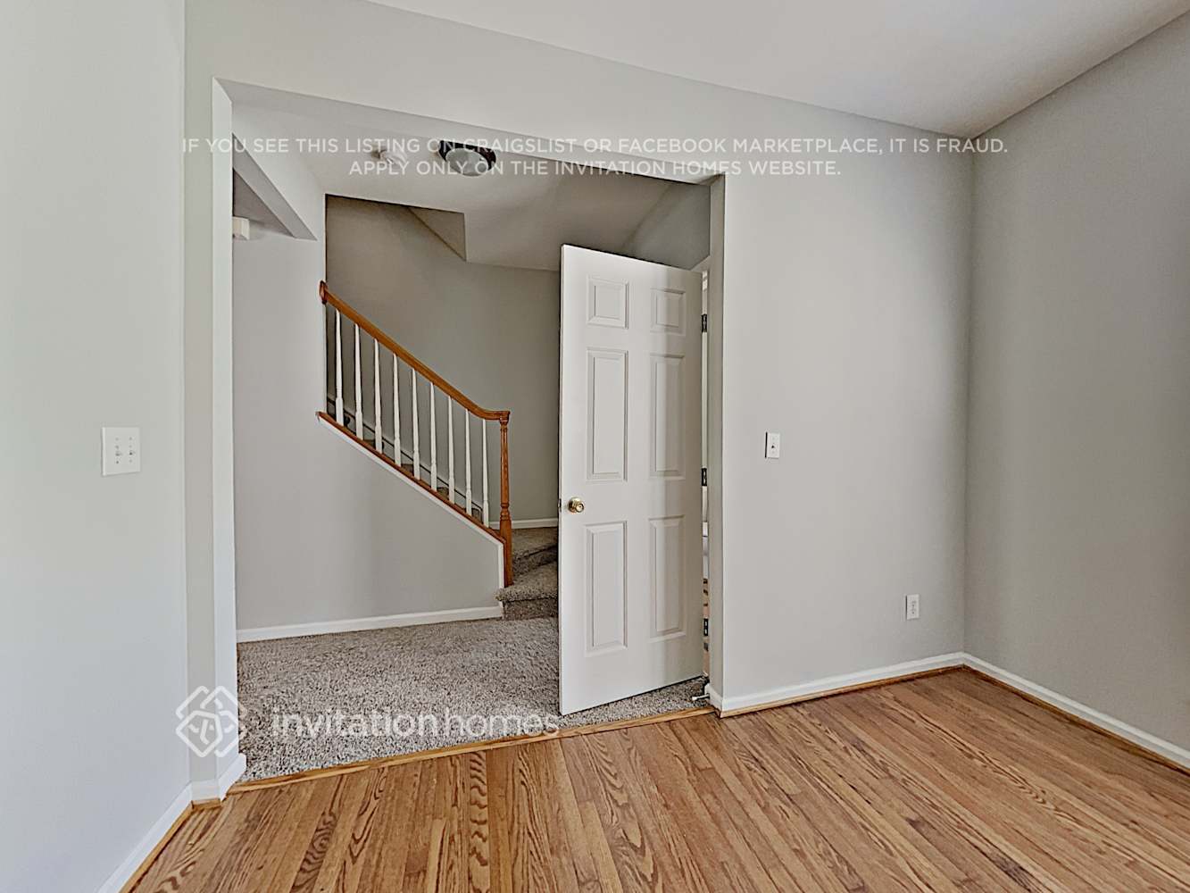 Building Photo - 9512 Blossom Hill Dr