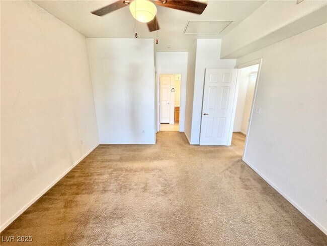 Building Photo - 7159 S Durango Dr