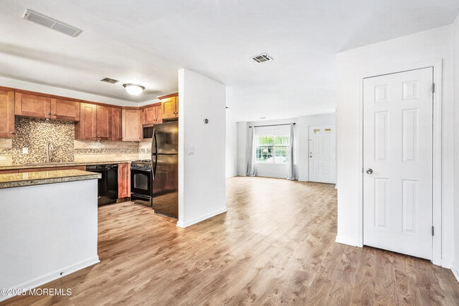 Building Photo - 13 Canidae Ct