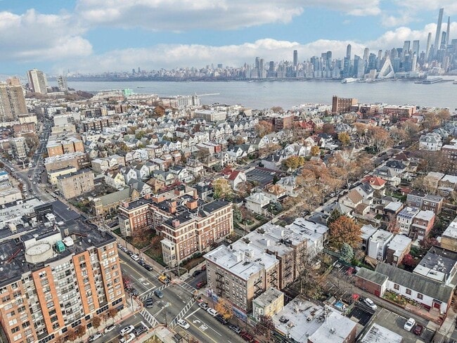 Building Photo - 97 Clifton Terrace