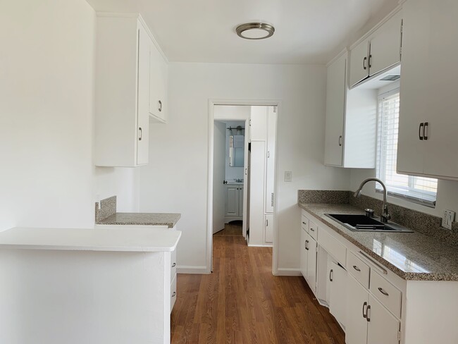 Building Photo - 11828 Eucalyptus Ave