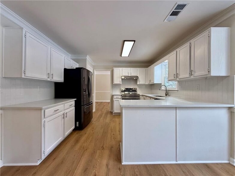 Building Photo - 3969 Leeward Ct