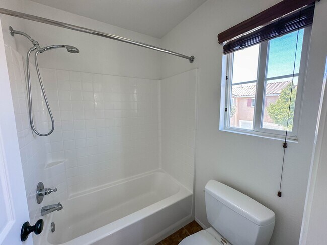 Building Photo - 24623 Montevista Cir