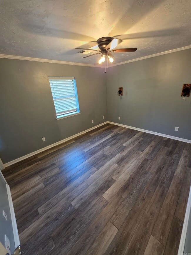 Building Photo - 74 Pond St