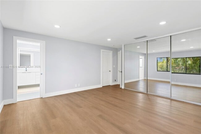 Building Photo - 3650 N 36th Ave