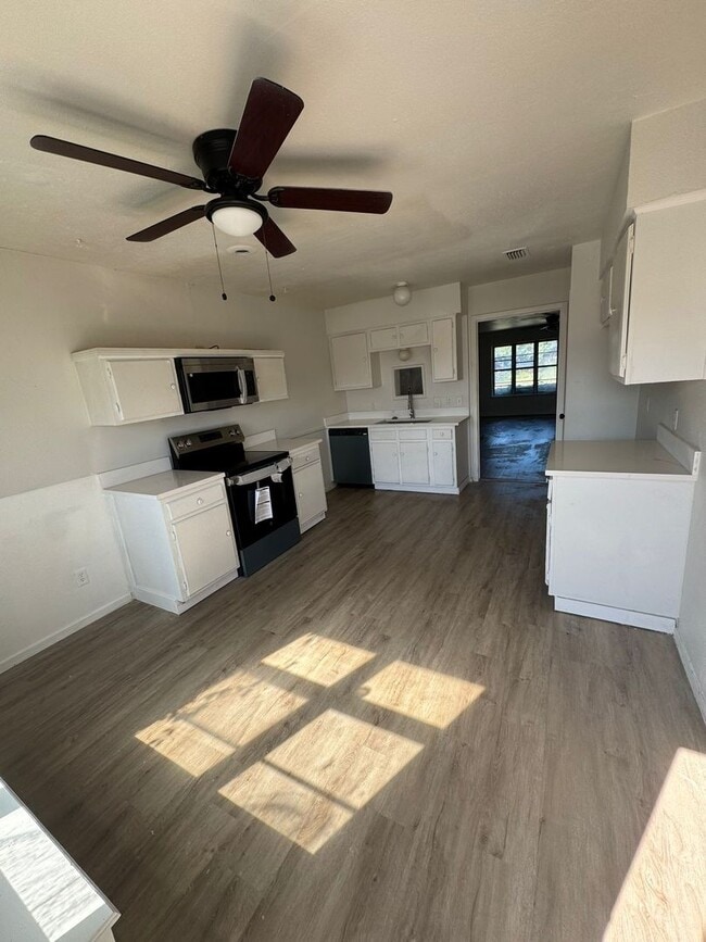 Building Photo - 13777 Brookgreen Cir
