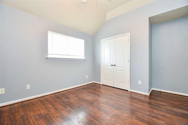 Building Photo - 12823 Dadebrook Ct