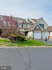 Building Photo - 242 Patriot Hill Dr
