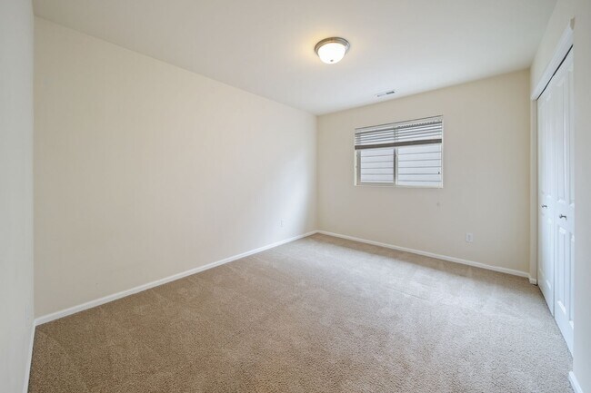 Building Photo - 3119 Harrier St NE