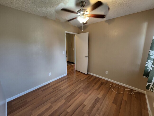 Building Photo - 2069 California Ave