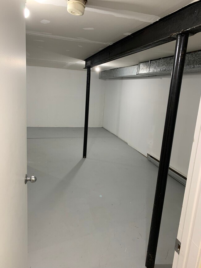 Basement - 6680 Ridgefield Cir