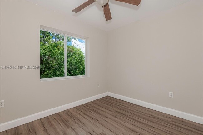 Building Photo - 815 NW 3rd Ave