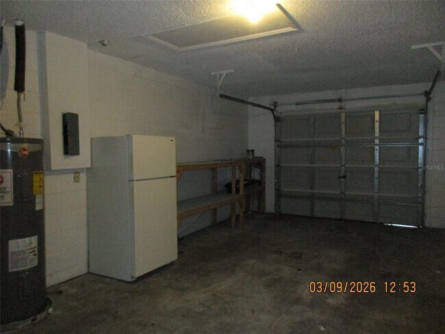 Building Photo - 200 Gemwood Ct