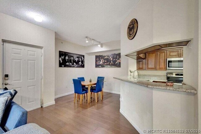 Building Photo - 2728 Anzio Ct